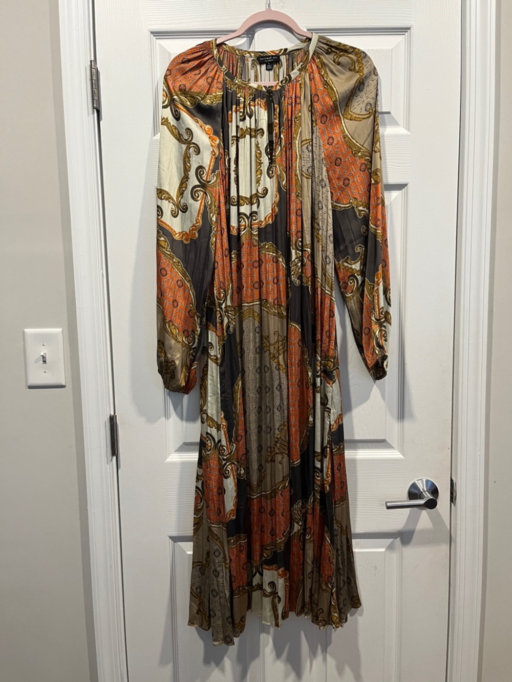 Current Air Paisley Maxi Dress in Orange, Cream & Brown with Gold Accents  
SZ L